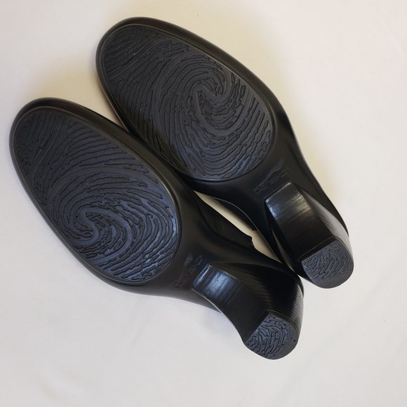 New Black Dansko slingback pumps - size 8.5 /38 - Picture 4 of 4